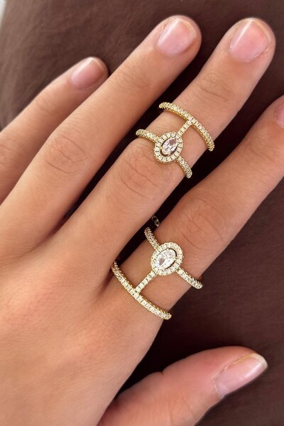 TAKIŞTIR خاتم بتصميم مزدوج مزين بالأحجار الكريمة باللون الذهبي