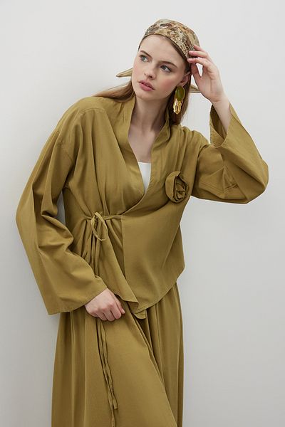 FUSHYA Rose Detailed Linen Skirt Suit