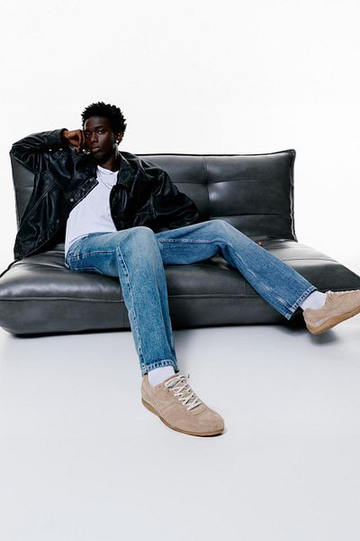 Pull & Bear بنطال جينز عتيق بقصّة مستقيمة