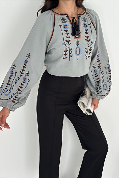 FEMELLE Women's Gray Bohemian Ethnic Pattern Embroidery Embroidered Cotton Blouse