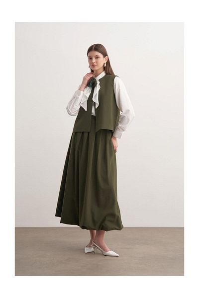 FUSHYA Rose Detailed Balloon Skirt Double Set