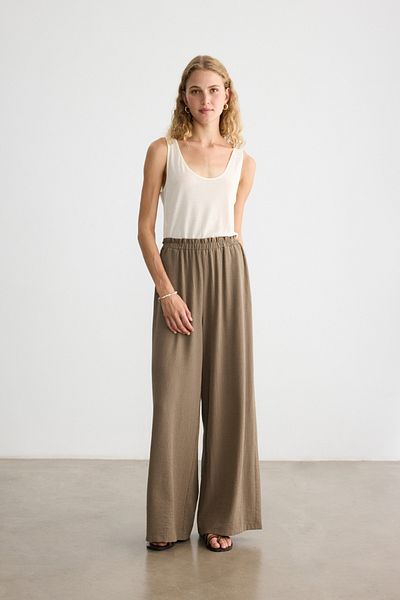 BE BLUE Ash Khaki Crinkle Pants with Elastic Waist Detail