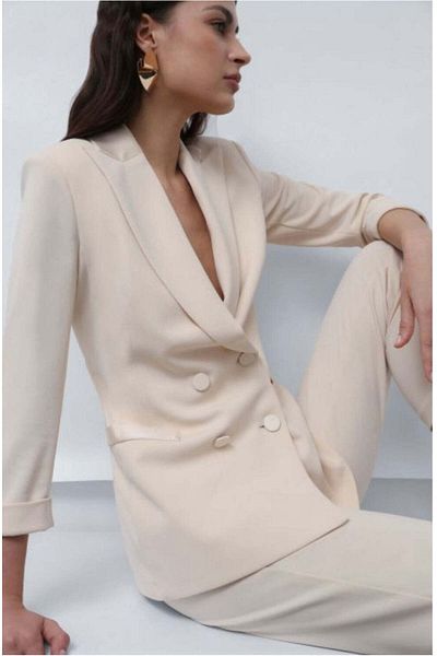 Imperial Noblesse Cream Suit