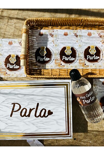 Pass Pano Kitap Kutuda 72 Madlen Çikolata + 15 Kartlı Magnet + 400 ml Kolonya...