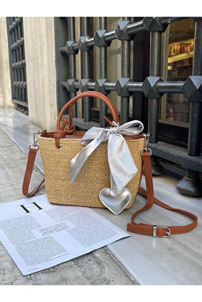 na nura collection Tan Straw Women's Heart Charm Hand and Shoulder Bag