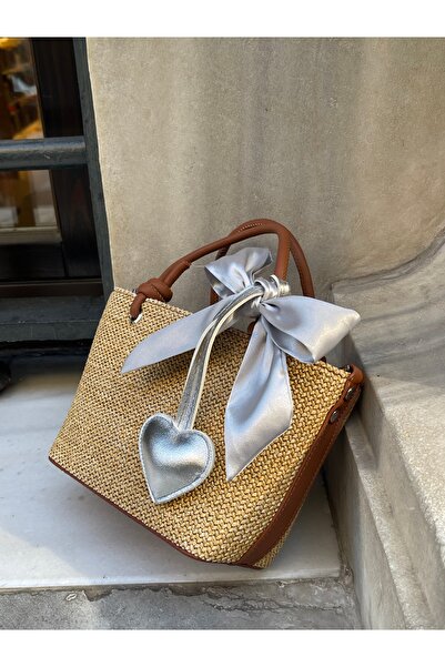 na nura collection Tan Straw Women's Heart Charm Hand and Shoulder Bag