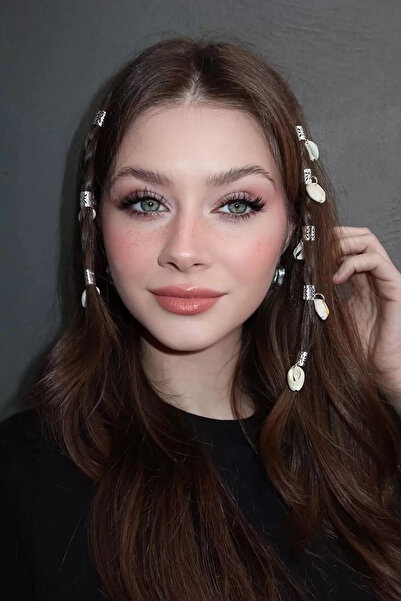 Vitastyle Silver Color Cowry/Oystercatcher Figure Hair Cube