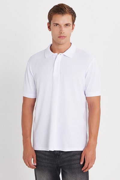 Tudors Tricou cu gât polo alb, cu croiala clasică, din bumbac, cu textura moale, pentru bărbați
