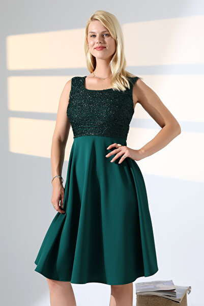 Fasmia YEŞİL SİMLİ YUVARLAK YAKA KOLSUZ ELBİSE