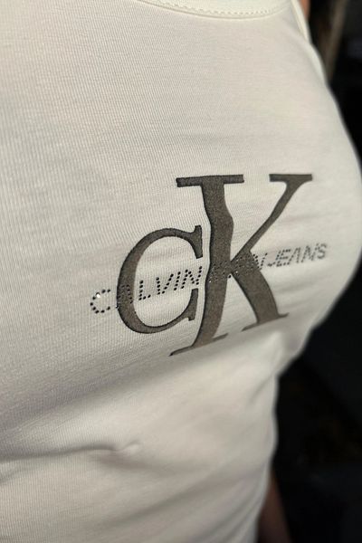VibeGaia CKL Logo Detaliat Alb Femei Casual Sport Top Elegant și Modern