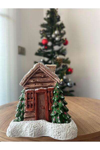 Şirin Hediyelik Karlı Çam Ağaçlı Ev Konik Tütsülük