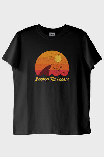 NUUGG تي شيرت أسود عتيق مطبوع عليه سمكة القرش من Respect The Locals (L / أسود)