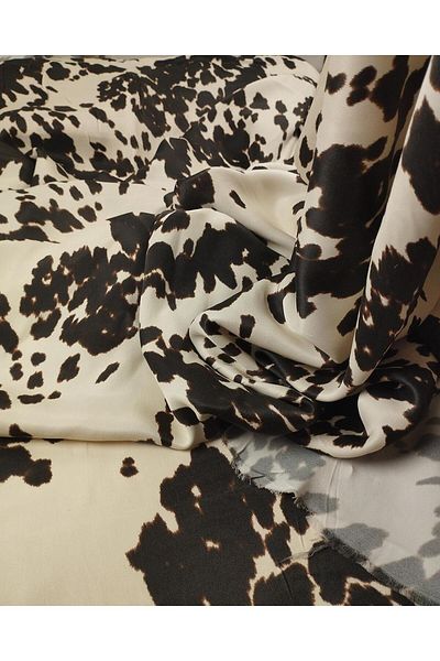 Kumaş Parça Satin Viscose with Coffee Pattern on Cream (Width 130 cm X Length 200 cm)