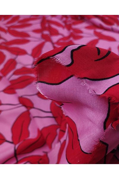 Kumaş Parça Pink with Red Patterned Viscose Voile (Width 140 cm X Length 355 cm)