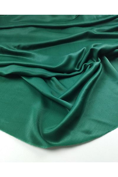 Kumaş Parça Satin Viscose in Emerald Green Color (Width 140 cm X Length 190 cm)