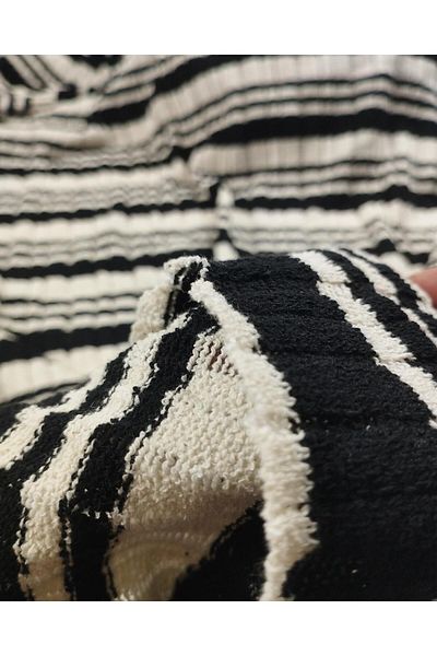 Kumaş Parça Knitted Knitted in Cream Black Colors (Width 140 cm X Length 220 cm)