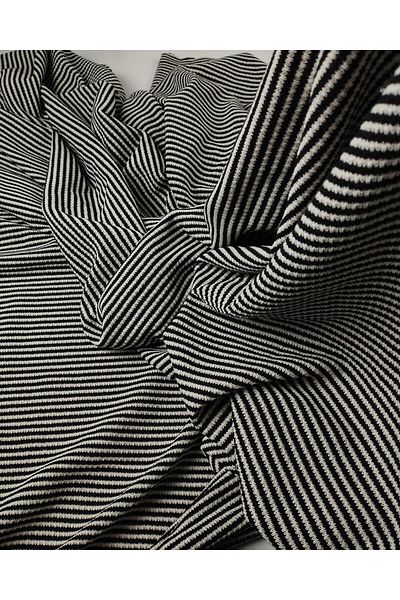 Kumaş Parça Knitted Knitwear in Black and White Colors (Width 180 cm X Length 200 cm)