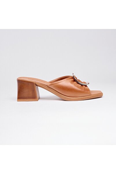 derinet Hakiki Deri Kısa Topuklu Kadın Terlik