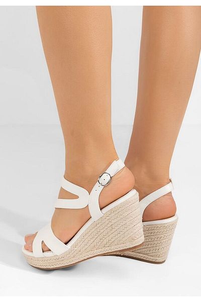 B T Shoes Sandale cu platforma Marquitta albe