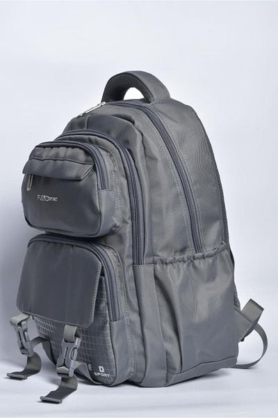 Way School bag with a distinctive design