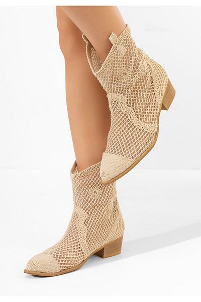 B T Shoes Zendaia beige women's heels