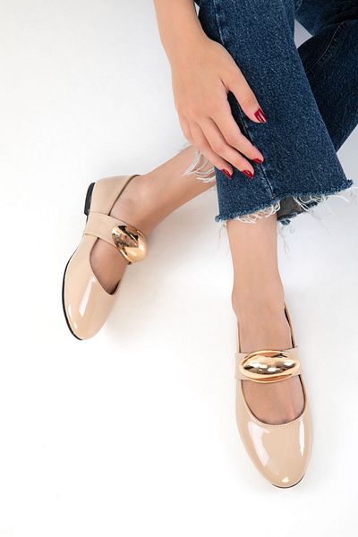 SOHO Nude Patent Leather Women's Ballerinas 19748