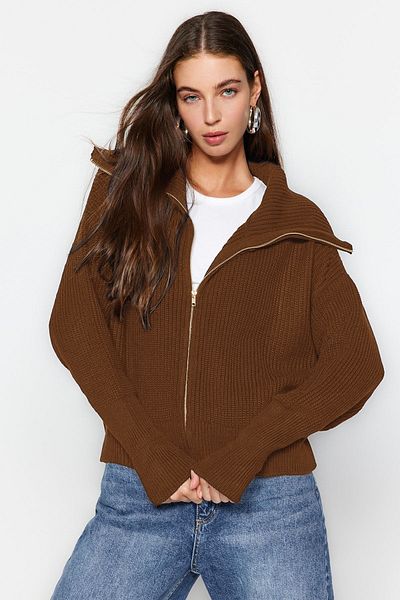 Trendyol Collection Light Brown Wide Fit Turn-Down Collar Zipper Knitwear Cardigan Twoaw24Hi00072