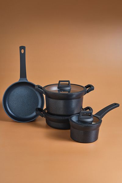 Karaca Biodiamond Riga 7 Piece Casting Pot and Pan Set with Induction Base Silicone Handle Gift