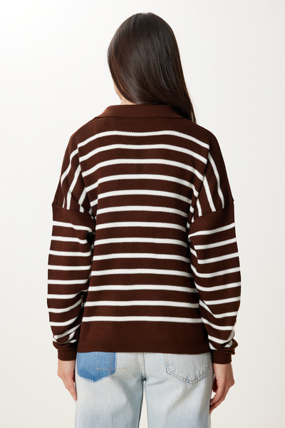 Happiness İstanbul Γυναικείο Καφέ Λευκό Πόλο Καρφίτσα Crop Πλεκτό Φανέλα US00293