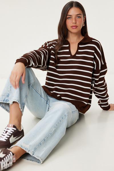 Happiness İstanbul Γυναικείο Καφέ Λευκό Πόλο Καρφίτσα Crop Πλεκτό Φανέλα US00293