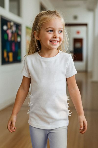 TRENDYOLKIDS Плетена тениска в цвят екрю - Tkdss25Ts00048