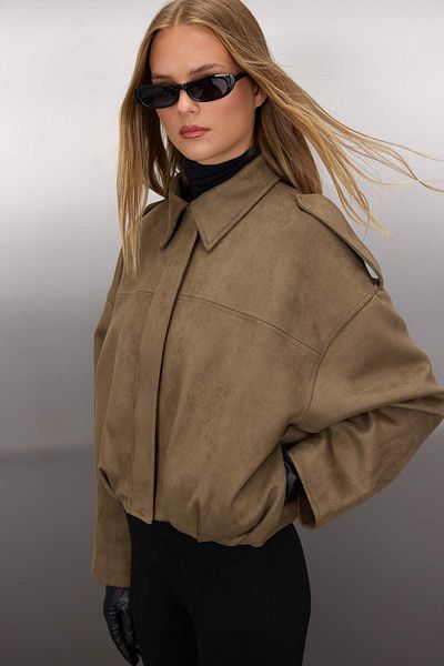Trendyol Collection Khaki Oversize Mold Suede Bomber Slim Jacket Coat Twoaw26Mo00125