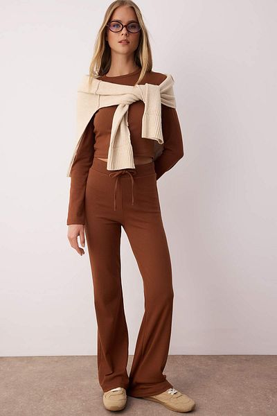 Trendyol Collection Кафяв Slim/Fits Body Гъвкав Плетен Комплект Долнище-Топ TWOAW26AU00008