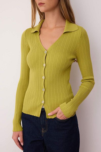 Trendyol Collection Oil Green Fitted/Slim Fit Mercerized Look Polo Neck Knitwear Cardigan Twoaw26Hi00113