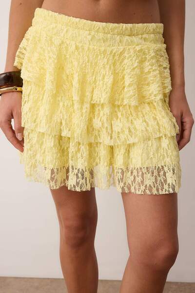 Trendyol Collection Yellow Ruffle Mini Lace Knitted Shorts Skirt Twoss25Sr00236