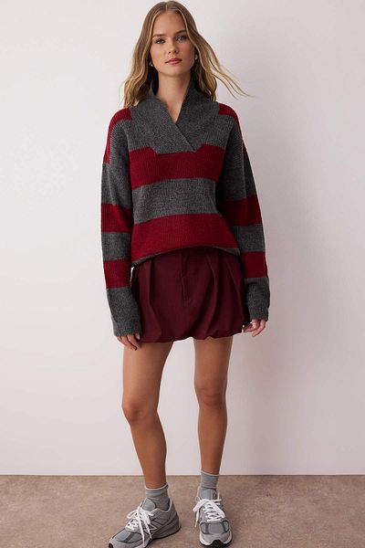 Trendyol Collection Bordeaux Moale Texturat Lată Gros Tricotaj cu decolteu în V Pulover TWOAW26KZ00152