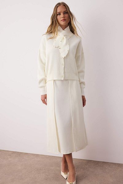 Trendyol Collection Ζακέτα πλεκτό με φαρδιά εφαρμογή με μαλακή υφή με καλτσοδέτα TWOAW26HI00163