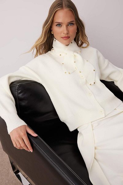 Trendyol Collection Ζακέτα πλεκτό με φαρδιά εφαρμογή με μαλακή υφή με καλτσοδέτα TWOAW26HI00163
