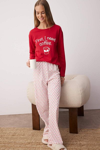 Trendyol Collection Червоний бавовняний комплект білизни для сну з принтом гасла THMAW25PT00223