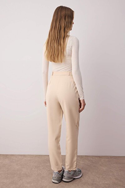 Trendyol Collection Béžové cigaretové tkané kalhoty Twoaw22Pl0363