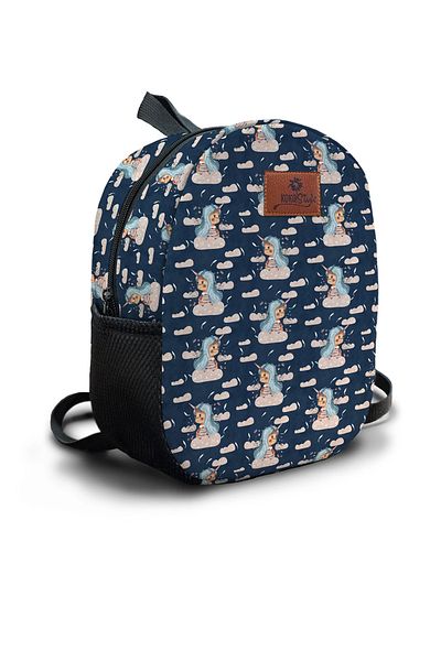 Kokopatik Geantă de creșă de mărime medie cu model Unicorn Clouds