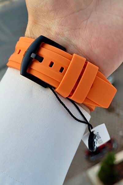 Daniel Klein Kasası Siyah Kordonu Turuncu Renk 2 Yıl Garantili Göstergeleri Aktif Erkek Kol Saati