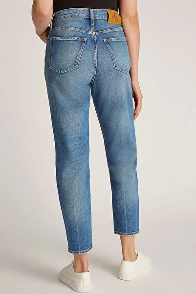 Calvin Klein MOM JEAN Kadın Jeans J20J224513-1A4