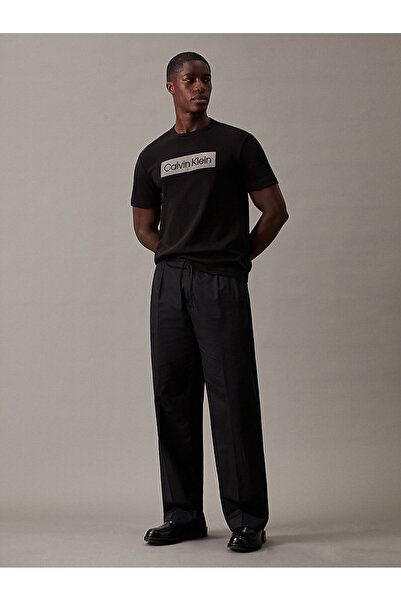 Calvin Klein Men's Round Neck Logo Black T-Shirt K10K112491-BEH