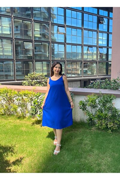 ELSEBUTİKTR فستان نسائي أزرق بلون الكوبالت من الفيسكوز بحزام من الخيط الأزرق