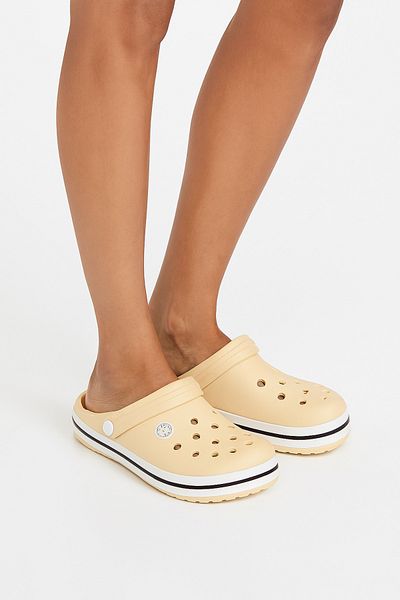 Shoebuo Μοντέλο Μπεζ Παντόφλες Narrow Fit Αγοράστε μεγέθους 1 μεγαλύτερο!