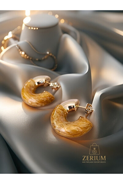 ZERİUM Natural Posture Mega Light C Earrings