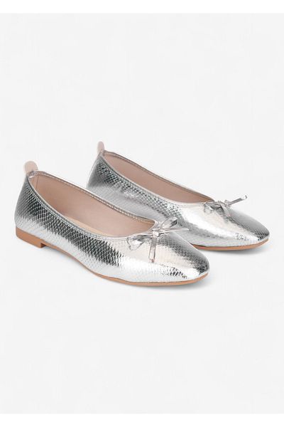 SOLDOY Women's Silver Crocodile Detailed Leather Flat Heeled Ribbon Bow Ribbon Shoes Flat Sole Ballerinas
