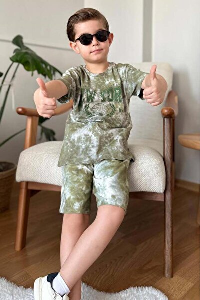 Riccotarz Boys' New York Text Print and Sunken Pattern Combed Cotton T-Shirt Green Shorts Set