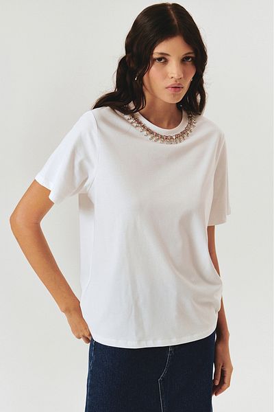 Exquise Tricou tricotat din bumbac alb, brodat cu piatră de cristal, cu decolteu rotund